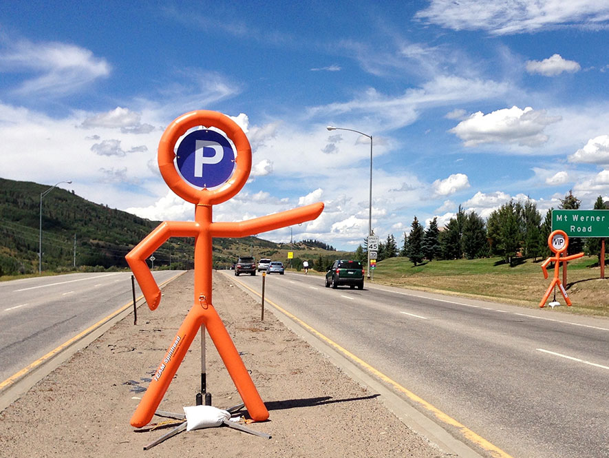 Highway-Parking-Signs-1