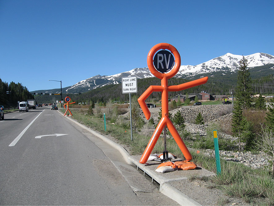 Highway-Parking-Signs-2